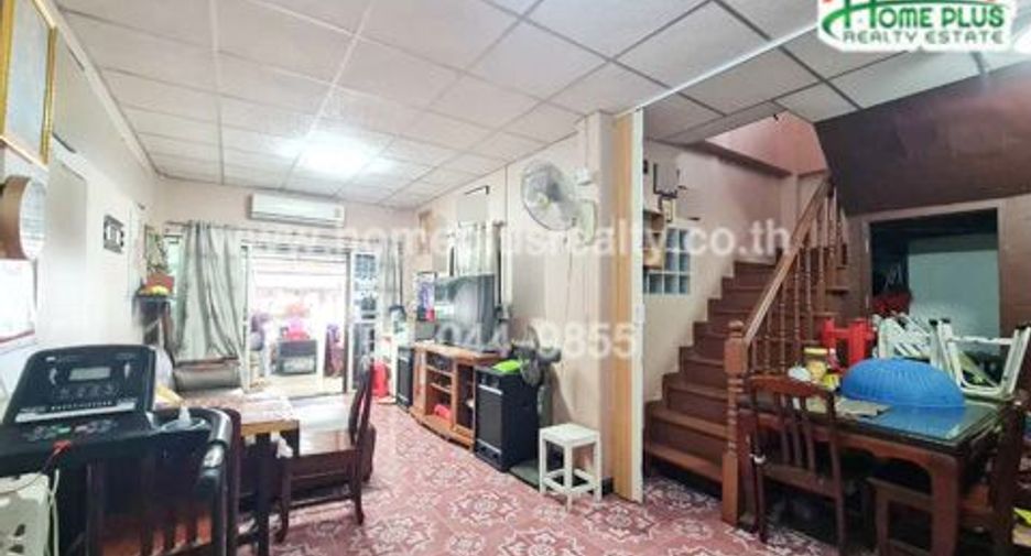 For sale 3 bedrooms townhouse in Nong Khaem, Bangkok