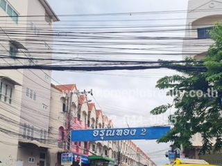 出售 3 卧室 联排别墅 在 Nong Khaem, 曼谷
