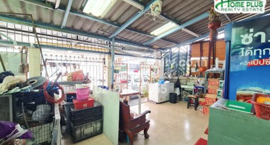 For sale 3 bedrooms townhouse in Nong Khaem, Bangkok