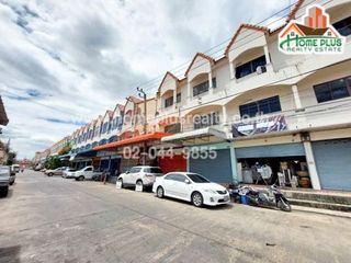 出售 3 卧室 联排别墅 在 Nong Khaem, 曼谷