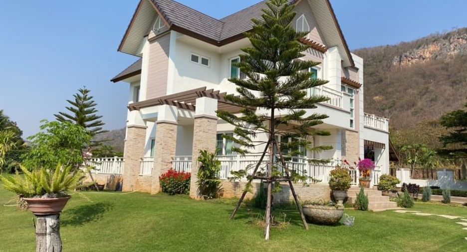 For rent 3 Beds villa in Prachantakham, Prachin Buri