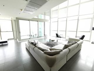 For sale 4 bedrooms condo in Sathon, Bangkok