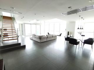 For sale 4 bedrooms condo in Sathon, Bangkok