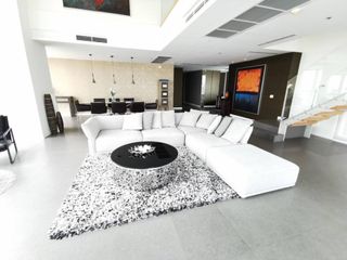 For sale 4 bedrooms condo in Sathon, Bangkok