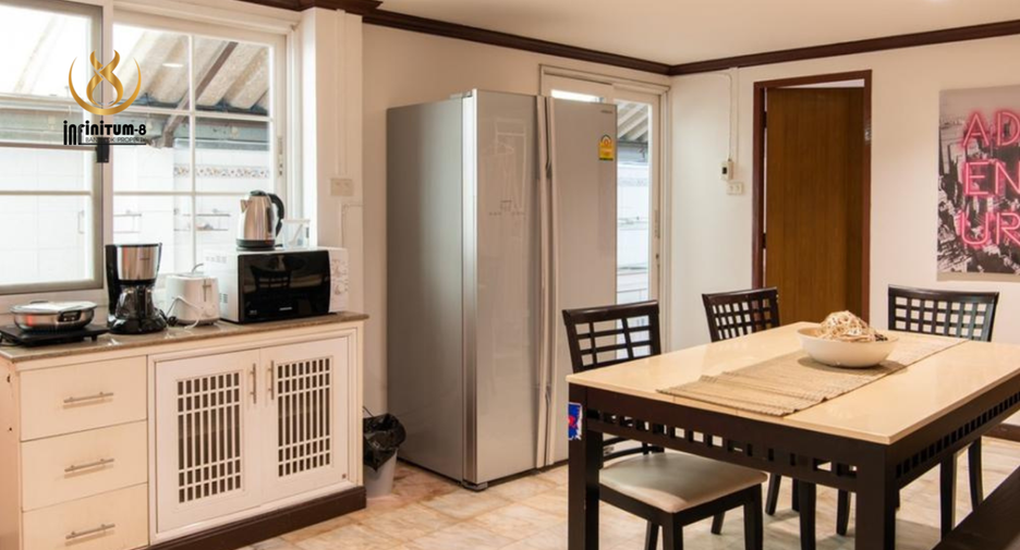 Casa en alquiler de 7 habitaciones en Chatuchak, Bangkok