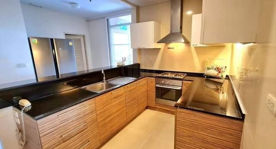 For rent 3 ベッドルーム condo in Watthana, Bangkok