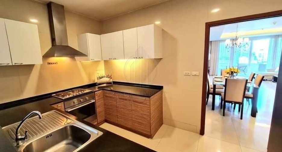 For rent 3 ベッドルーム condo in Watthana, Bangkok