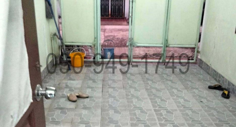 For rent 3 bedrooms house in Bang Khae, Bangkok