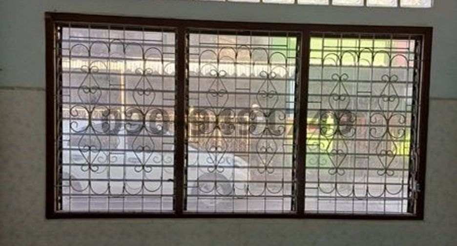 For rent 3 bedrooms house in Bang Khae, Bangkok