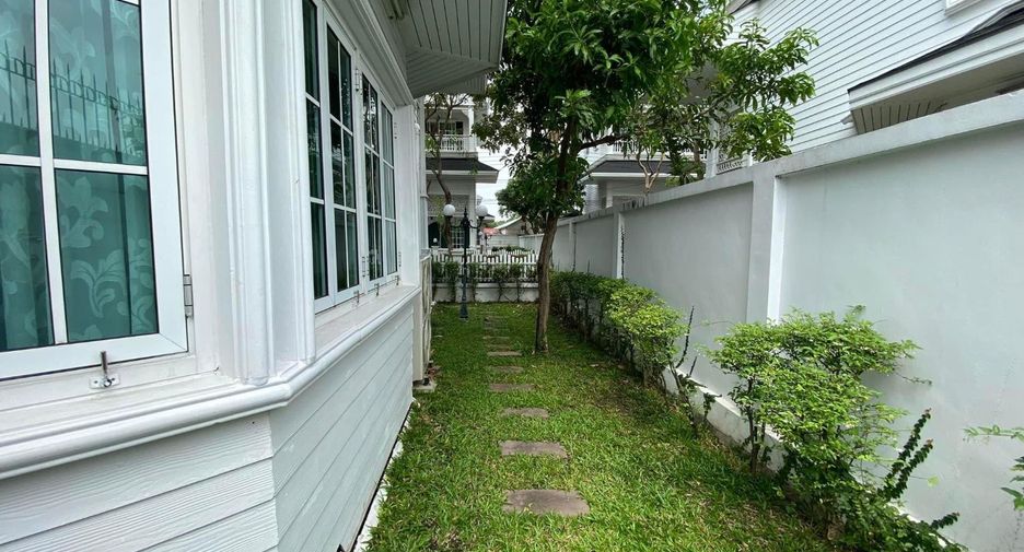 For rent 4 bedrooms house in Mueang Samut Prakan, Samut Prakan
