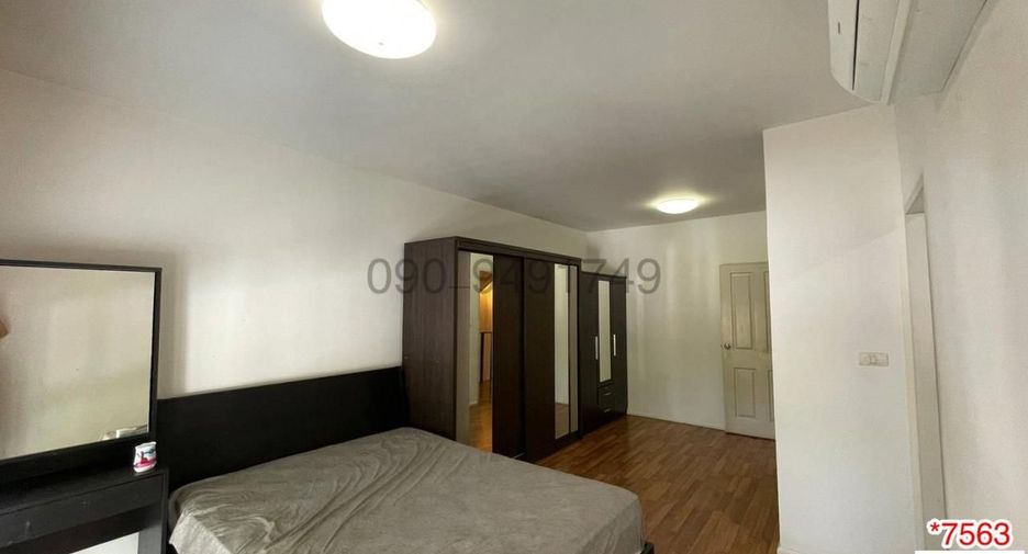 For rent 3 bedrooms townhouse in Bueng Kum, Bangkok