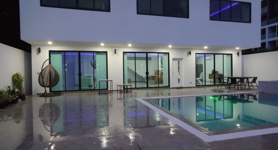 Villa en alquiler de 3 habitaciones en South Pattaya, Pattaya