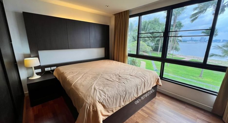 For sale 3 bed condo in Si Racha, Chonburi