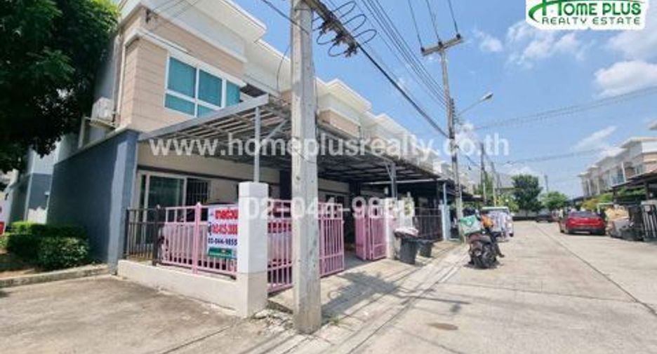 For sale 3 ベッドルーム townhouse in Lam Luk Ka, Pathum Thani