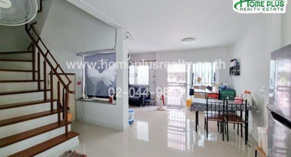 For sale 3 ベッドルーム townhouse in Lam Luk Ka, Pathum Thani