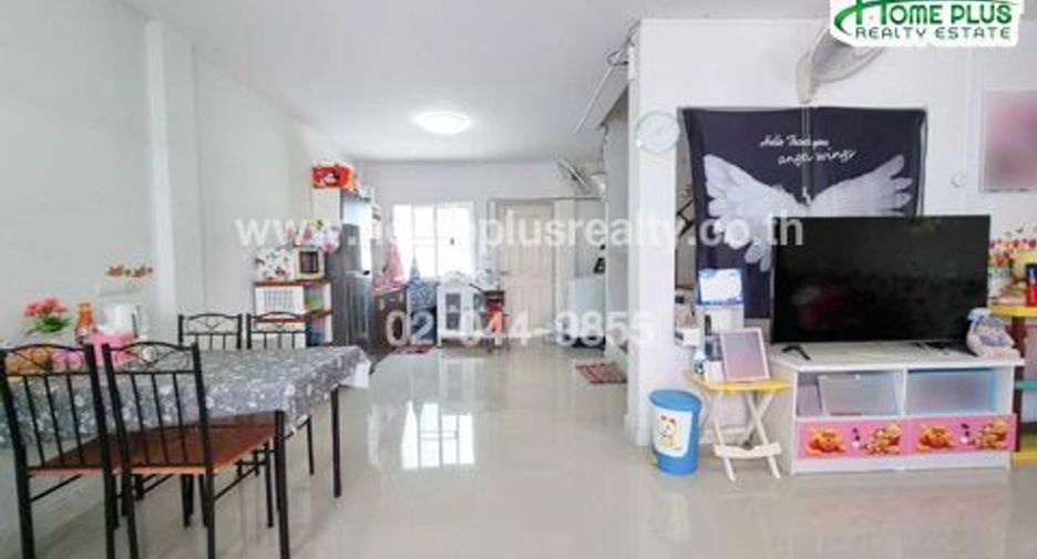 For sale 3 ベッドルーム townhouse in Lam Luk Ka, Pathum Thani