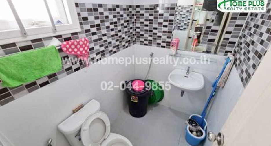 For sale 3 ベッドルーム townhouse in Lam Luk Ka, Pathum Thani