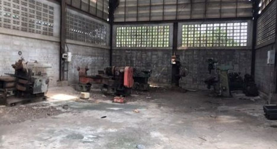 For sale warehouse in Phra Samut Chedi, Samut Prakan