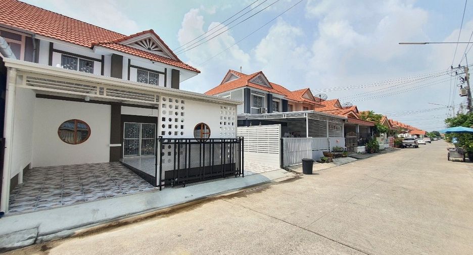For sale 5 bed house in Khlong Luang, Pathum Thani