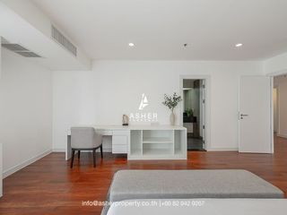 For rent 3 bedrooms condo in Watthana, Bangkok