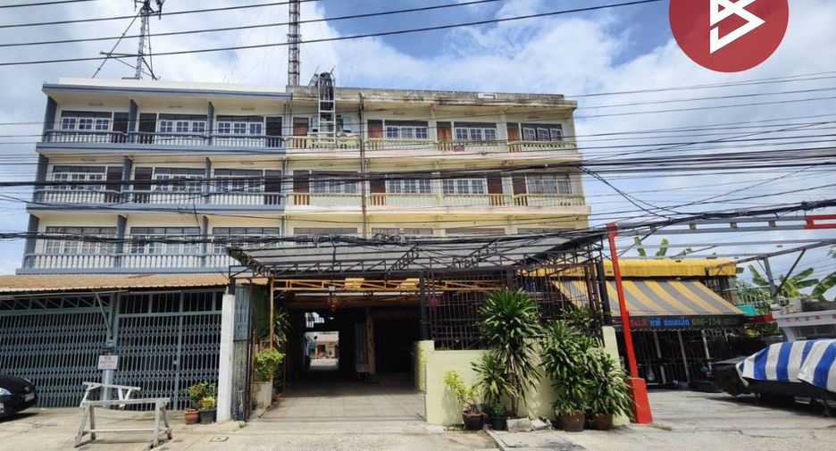 For sale 4 bed retail Space in Phutthamonthon, Nakhon Pathom