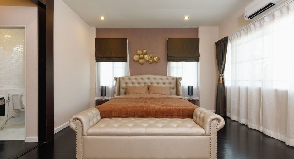 For sale 3 bedrooms house in Mueang Chiang Mai, Chiang Mai
