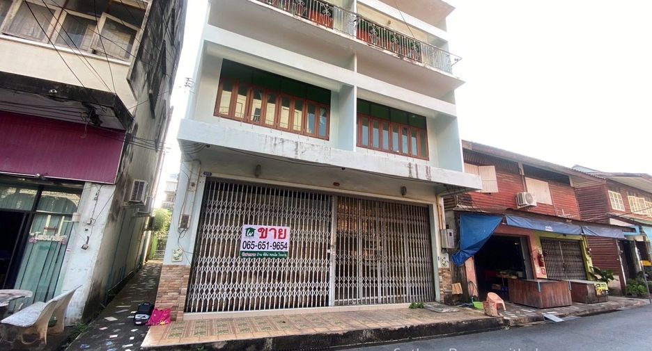 For sale 13 Beds retail Space in Mueang Rayong, Rayong
