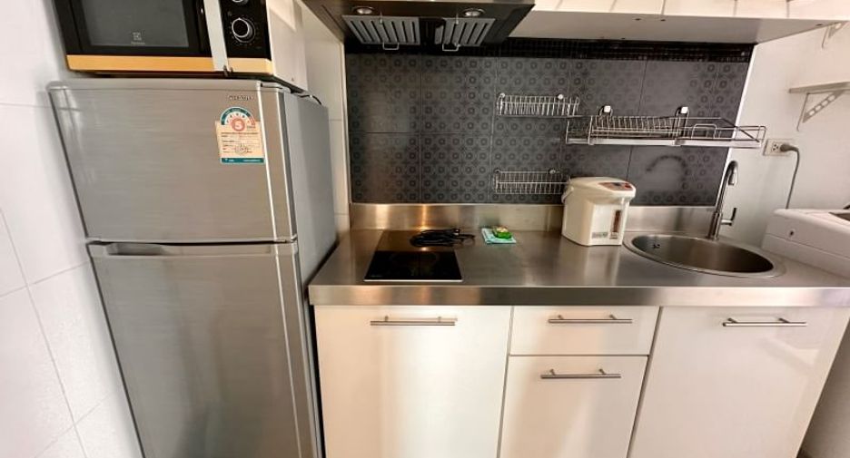 For rent スタジオ condo in Si Racha, Chonburi