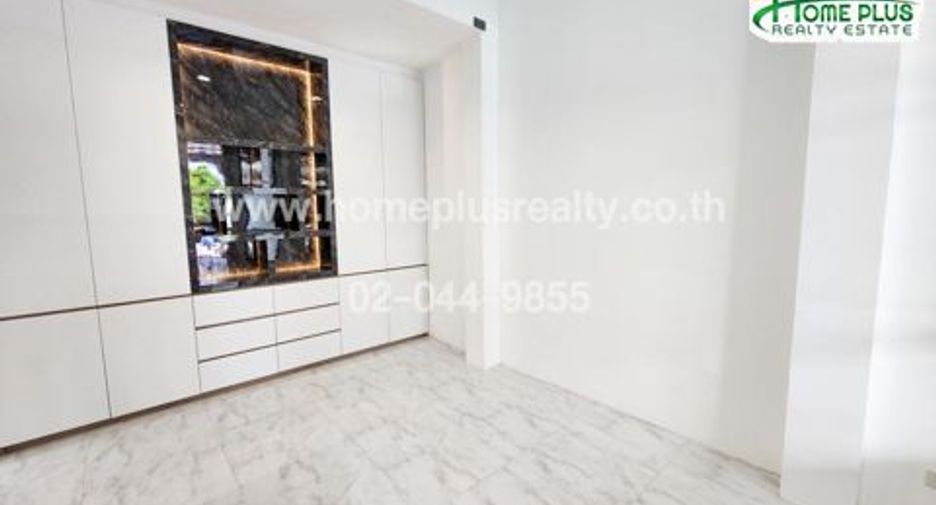 Reihenhaus zum Kauf mit 3 Zimmer in Chatuchak, Bangkok