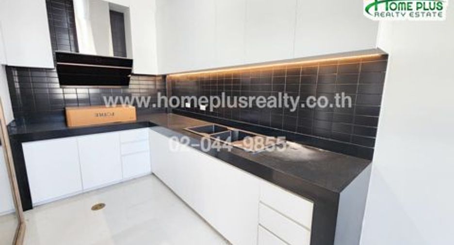 Reihenhaus zum Kauf mit 3 Zimmer in Chatuchak, Bangkok