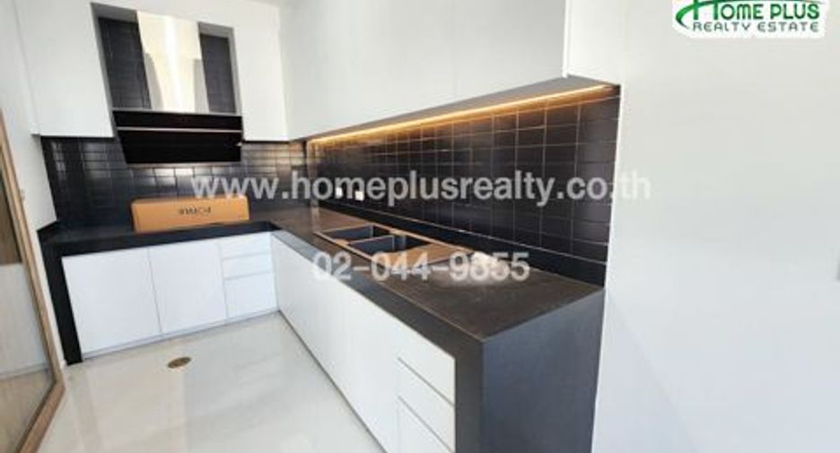 Reihenhaus zum Kauf mit 3 Zimmer in Chatuchak, Bangkok