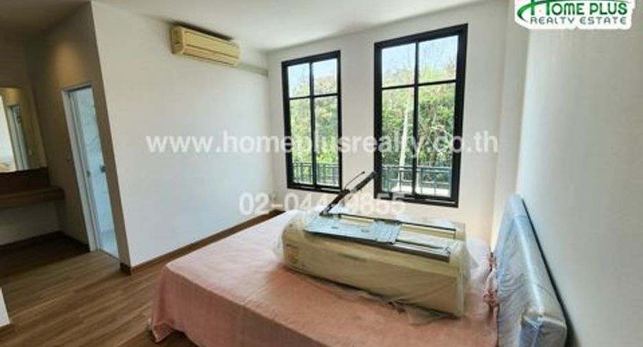 For sale 3 Beds townhouse in Chatuchak, Bangkok