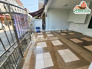 Reihenhaus zum Kauf mit 3 Zimmer in Chatuchak, Bangkok