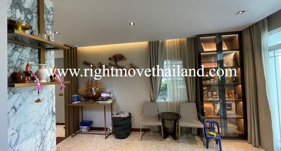 For sale 5 bedrooms house in Bang Phli, Samut Prakan