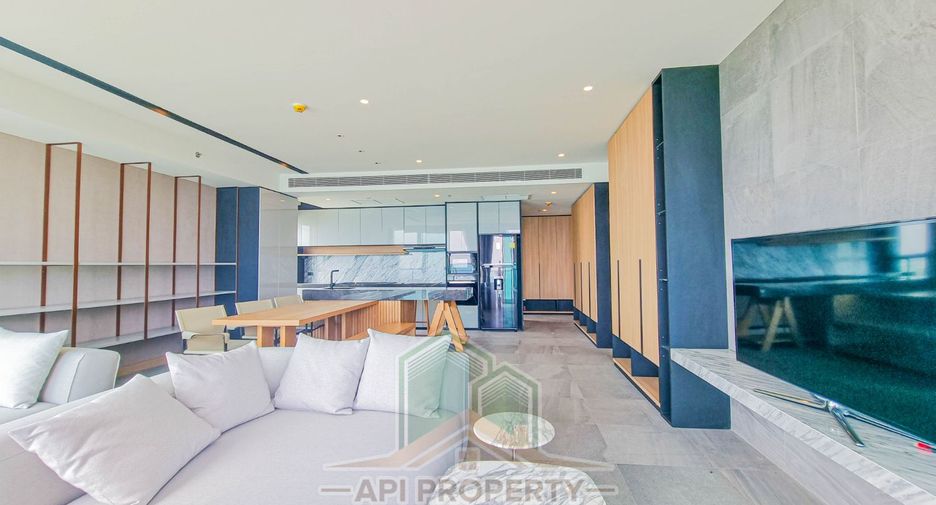 For sale 3 bedrooms condo in Jomtien, Pattaya