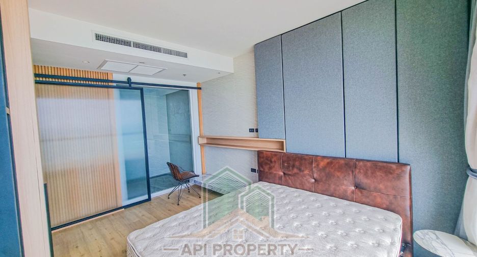 For sale 3 bedrooms condo in Jomtien, Pattaya