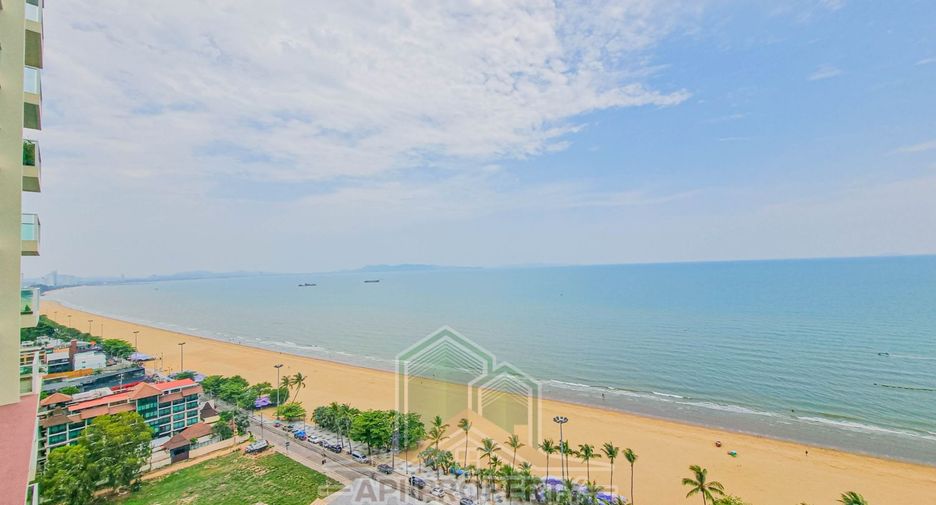 For sale 3 bedrooms condo in Jomtien, Pattaya