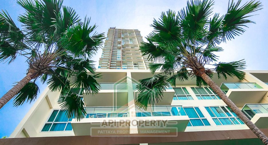 For sale 3 bedrooms condo in Jomtien, Pattaya