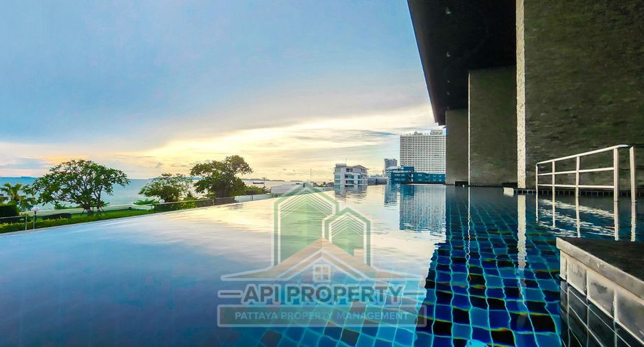 For sale 3 bedrooms condo in Jomtien, Pattaya