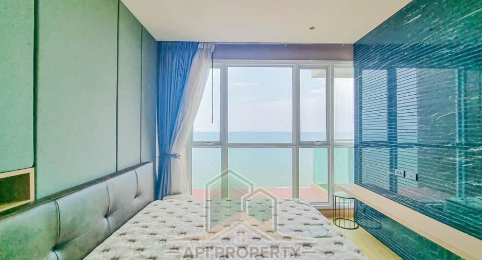 For sale 3 bedrooms condo in Jomtien, Pattaya