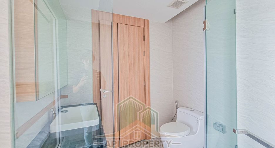 For sale 3 bedrooms condo in Jomtien, Pattaya