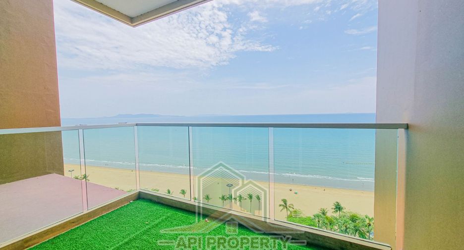 For sale 3 bedrooms condo in Jomtien, Pattaya