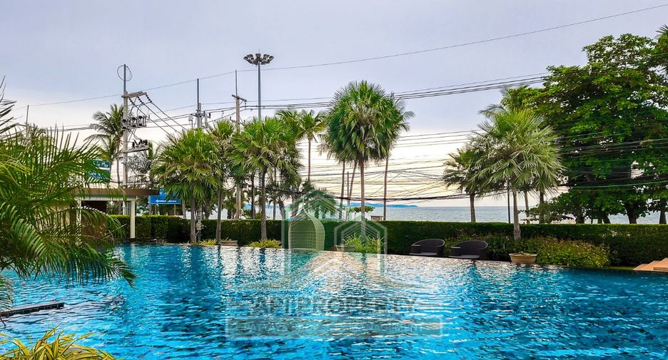 For sale 3 bedrooms condo in Jomtien, Pattaya