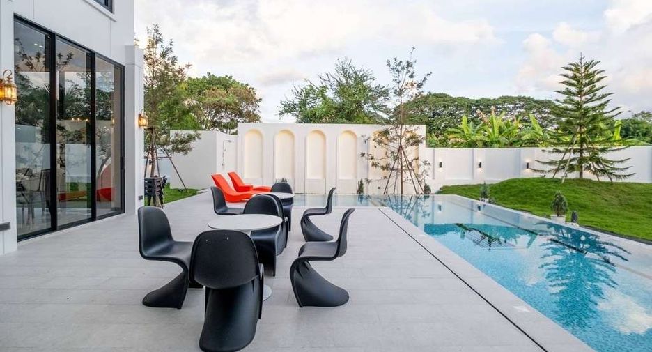 Haus zum Kauf mit 4 Zimmer in San Sai, Chiang Mai