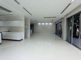 À louer et à vendre 5 chambres maison à Pak Kret, Nonthaburi