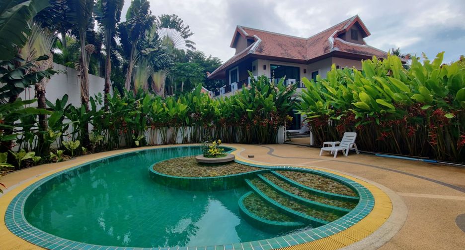For sale 7 bed villa in Mueang Phuket, Phuket
