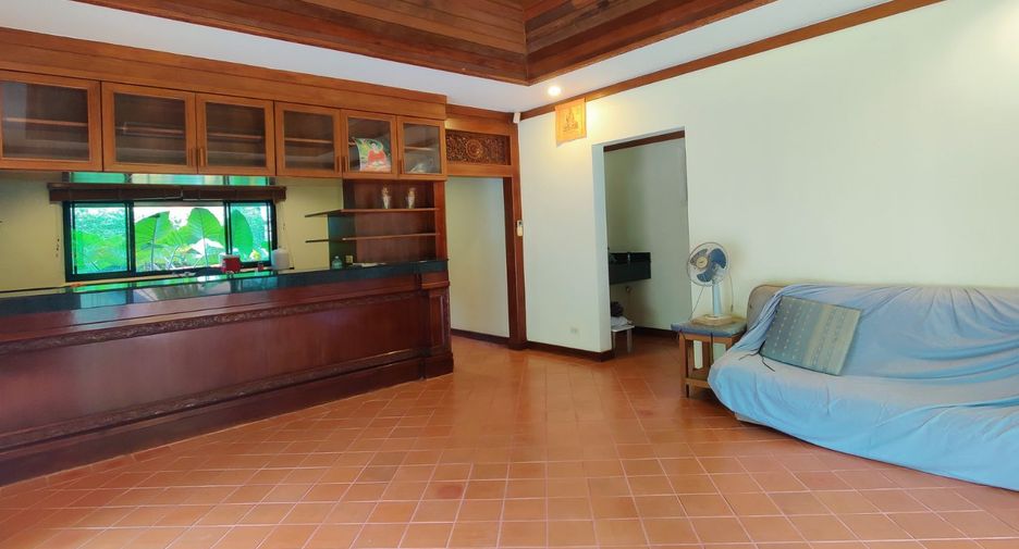 For sale 7 bed villa in Mueang Phuket, Phuket