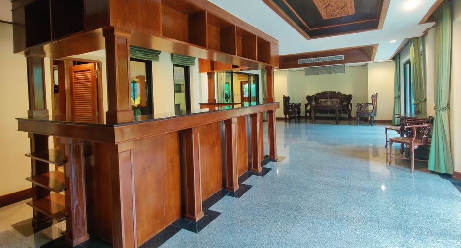 For sale 7 bed villa in Mueang Phuket, Phuket