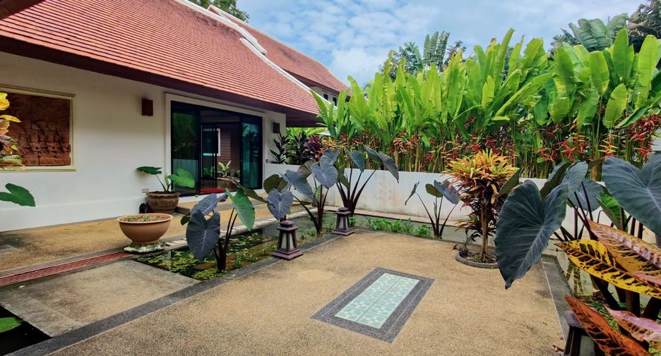 For sale 7 bed villa in Mueang Phuket, Phuket
