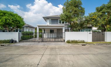 Casa en venta de 4 habitaciones en Bang Bon, Bangkok